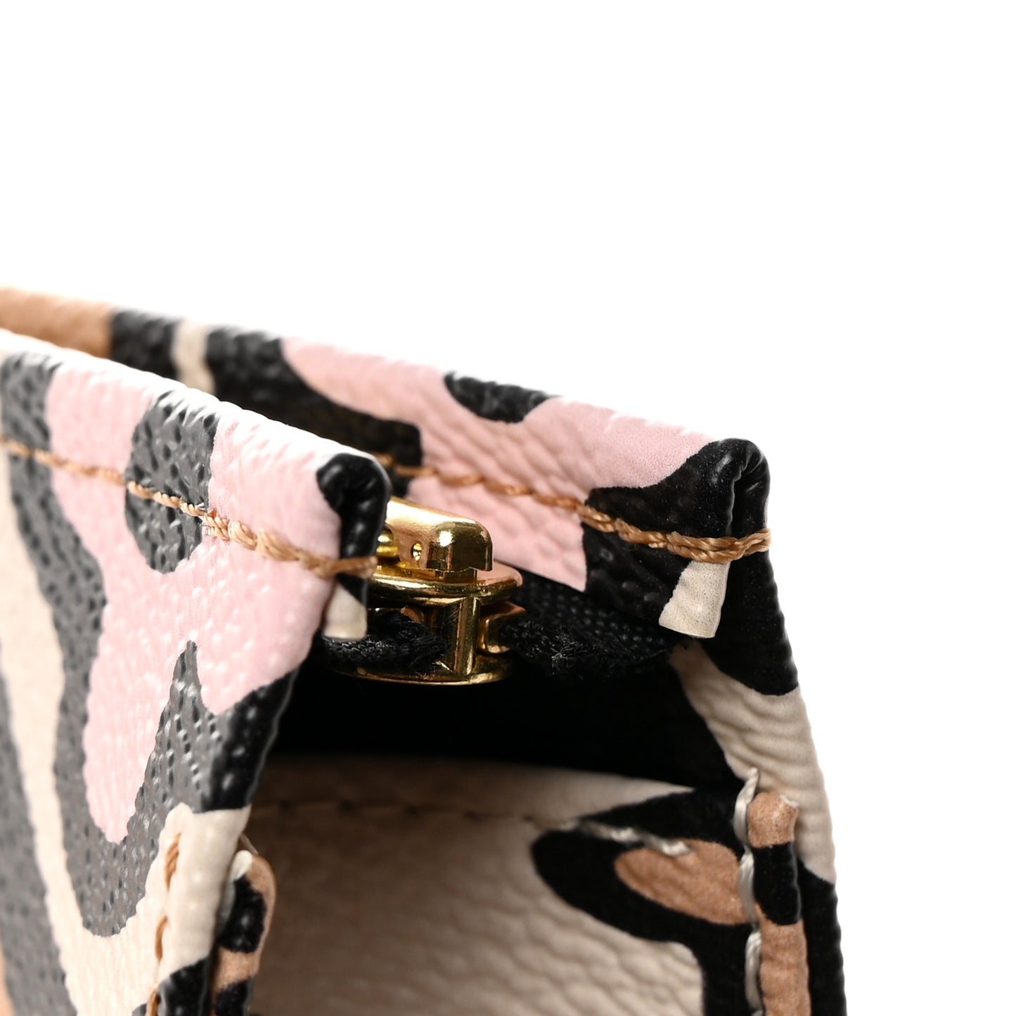 Monogram Giant Wild At Heart Toiletry Pouch 26 Arizona