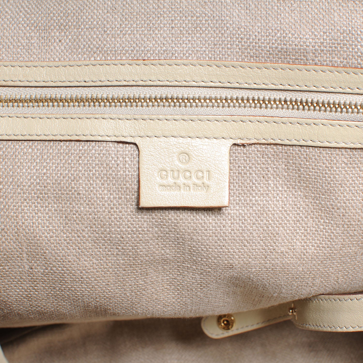 Gucci Straw Pelham Shoulder Bag 6 of 7