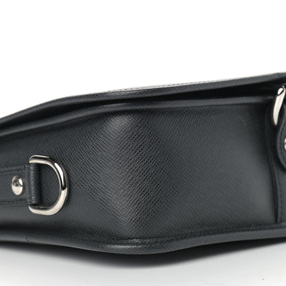 Louis Vuitton Taiga Andrei Ardoise 8 of 9
