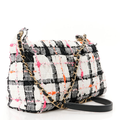 Chanel Tweed Calfskin Signe Hobo Coral White Black 3 of 10