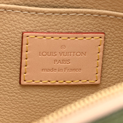 Louis Vuitton Monogram Giant Cosmetic Pouch Kaki 6 of 7