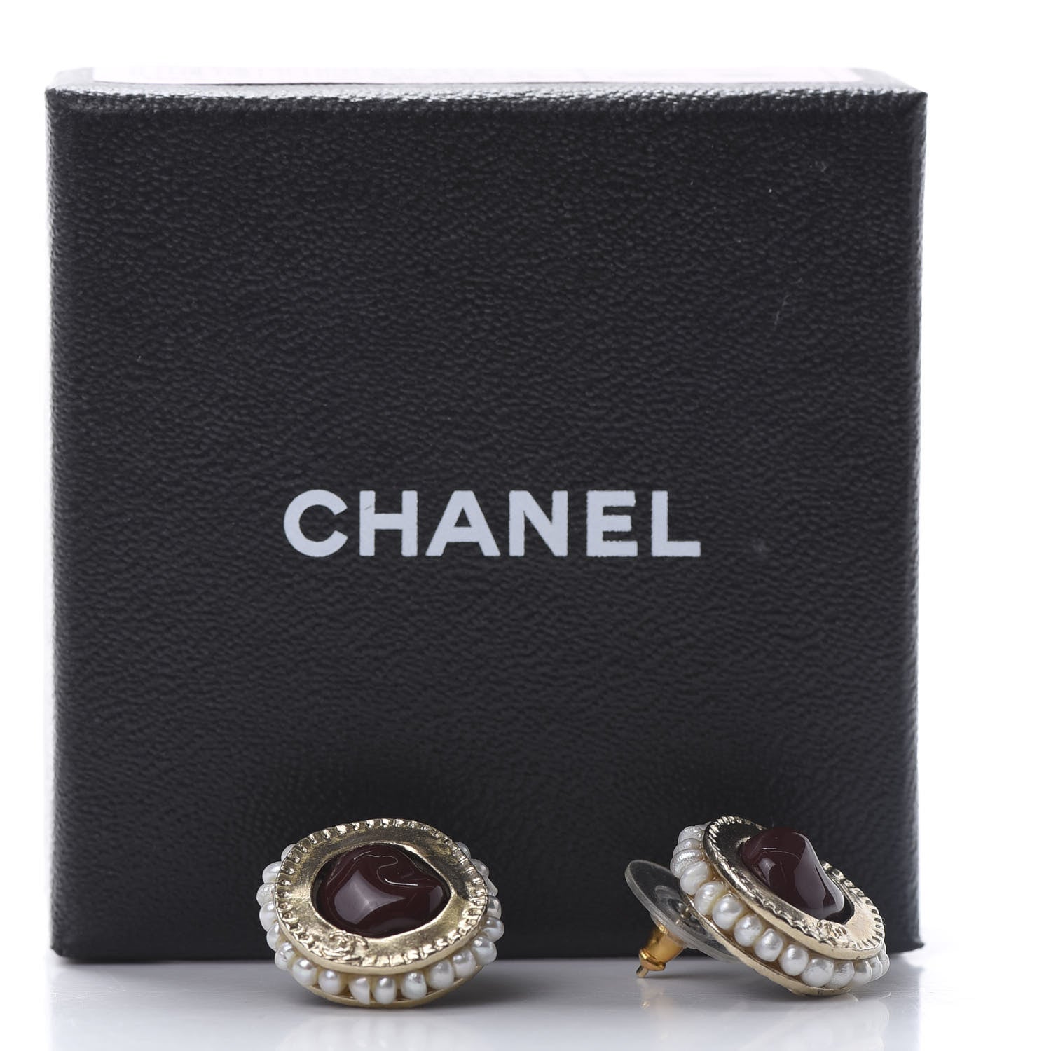 Chanel Gripoix Pearl Earrings Light Gold 6 of 6