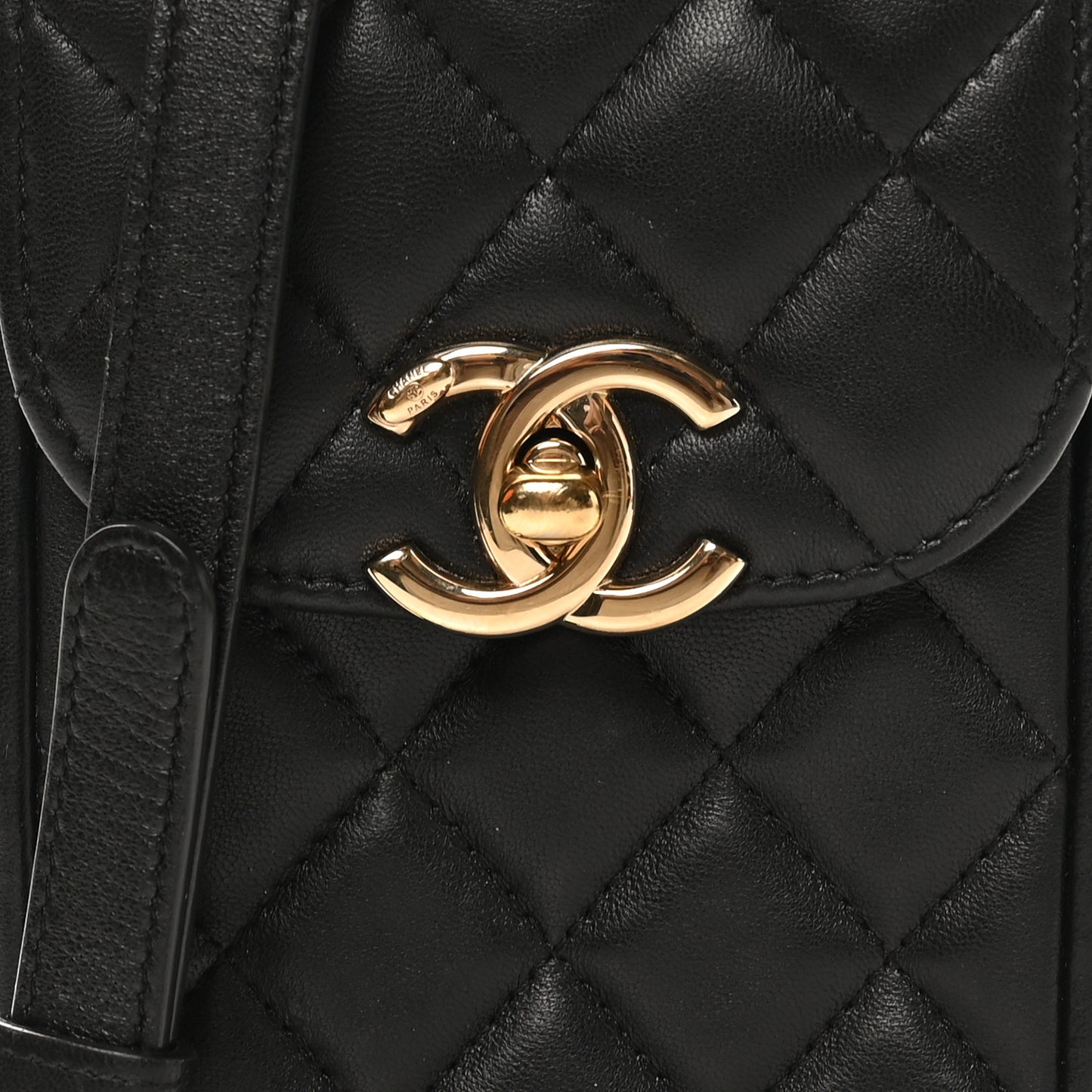 Lambskin Quilted Phone Chain Clutch Waist Bag Black