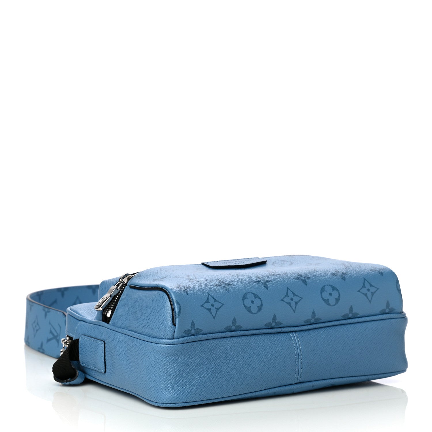 Louis Vuitton Taigarama Outdoor Messenger Denim 5 of 11