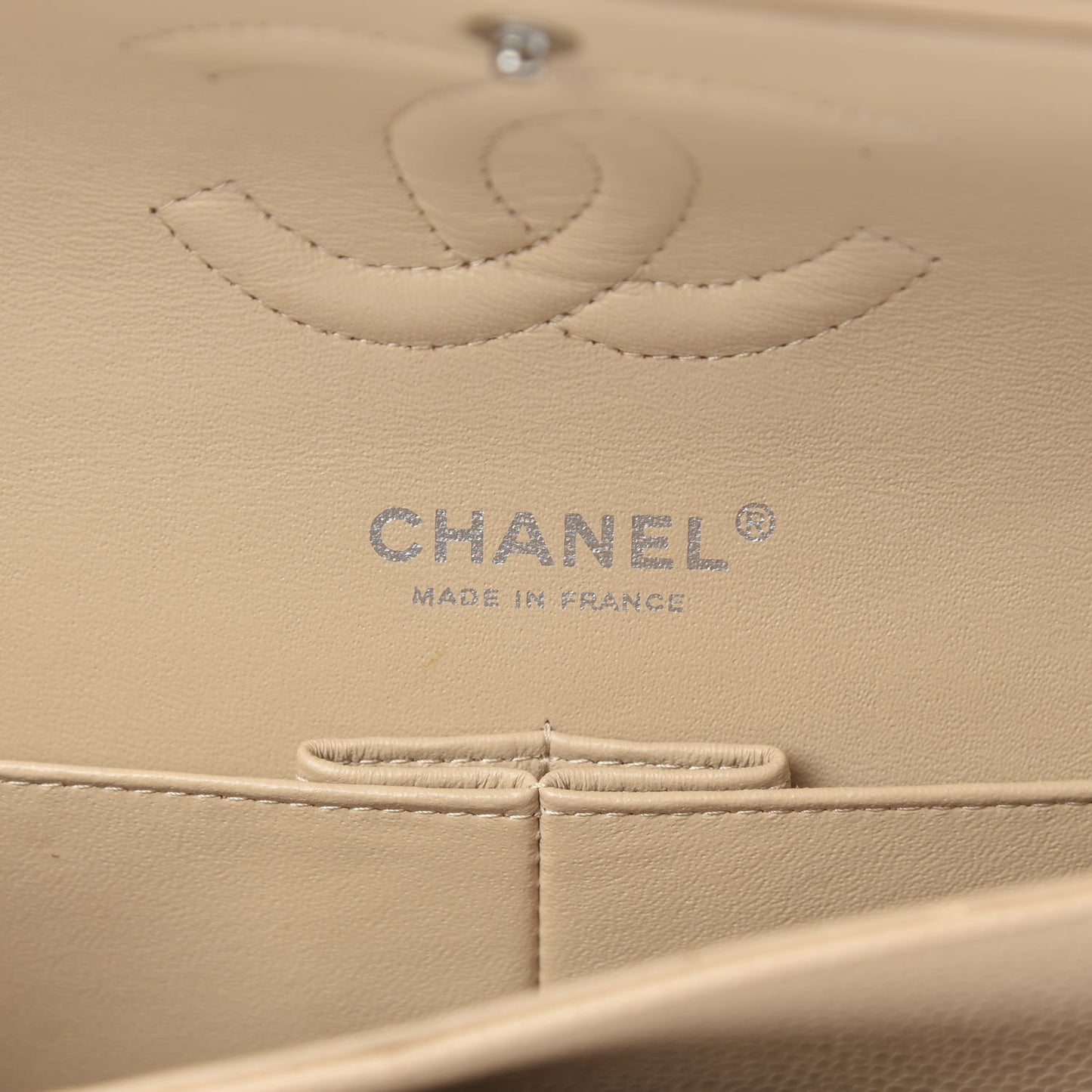 Caviar Quilted Medium Double Flap Beige Clair