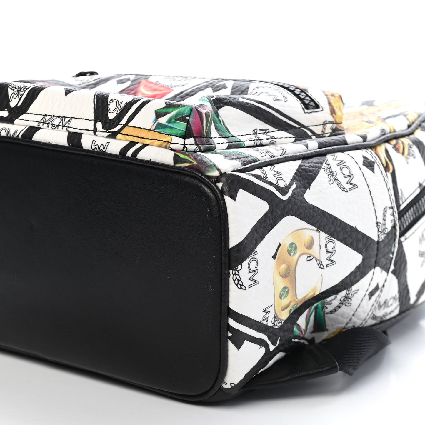 Visetos Calfskin Motif Rombi Lion Printed Small Backpack White