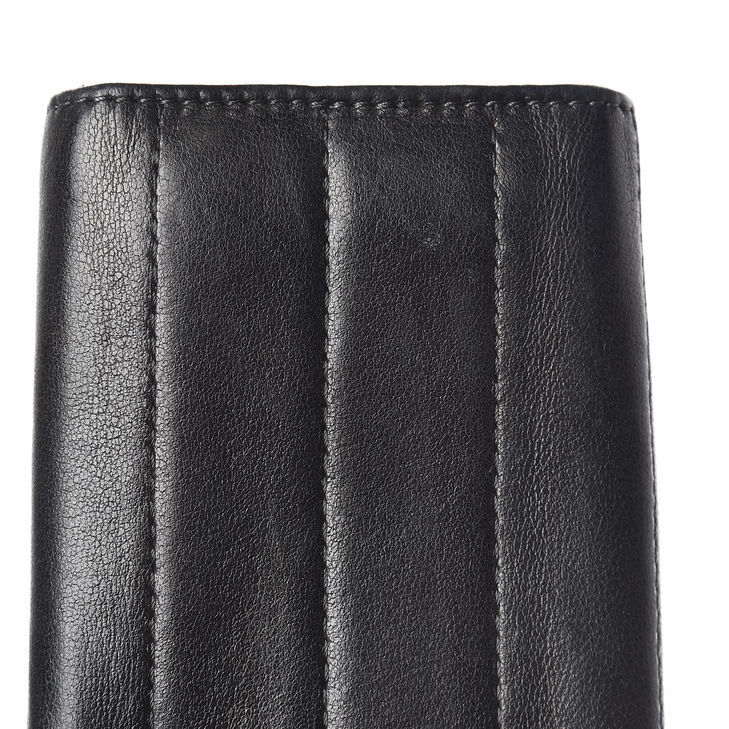 Lambskin Vertical Quilted 6 Key Holder Black
