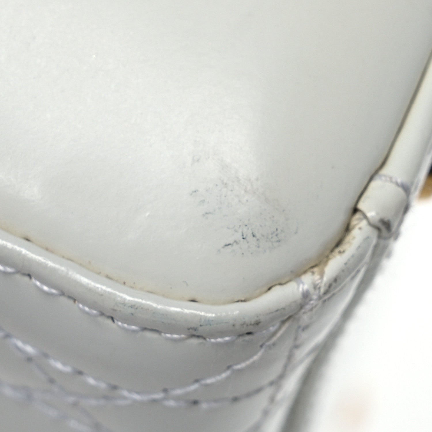 Christian Dior Glazed Calfskin Cannage Medium Lady Dior White 16 of 23