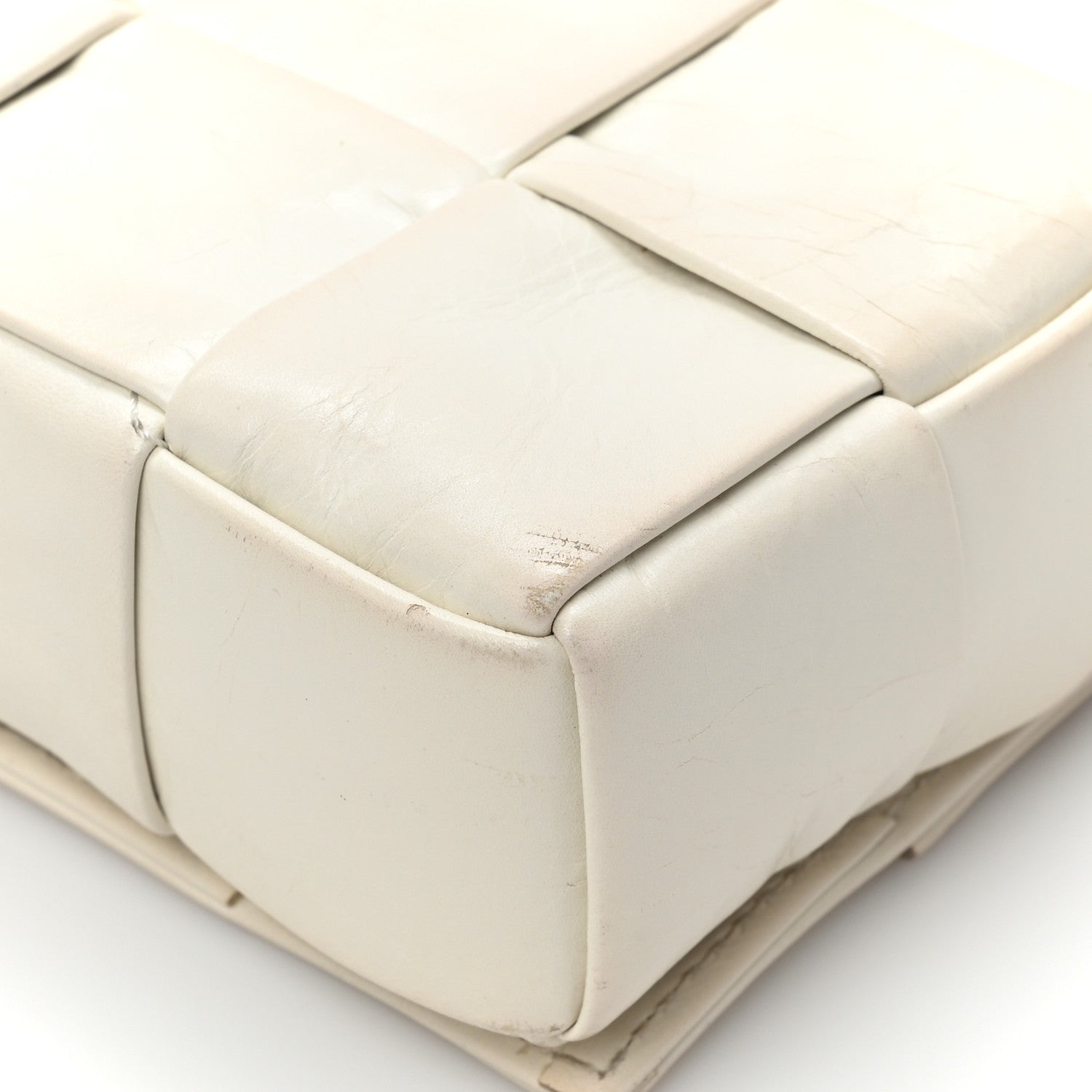 Bottega Veneta Paper Calfskin Maxi Intreccio Cassette Crossbody Bag White 15 of 15