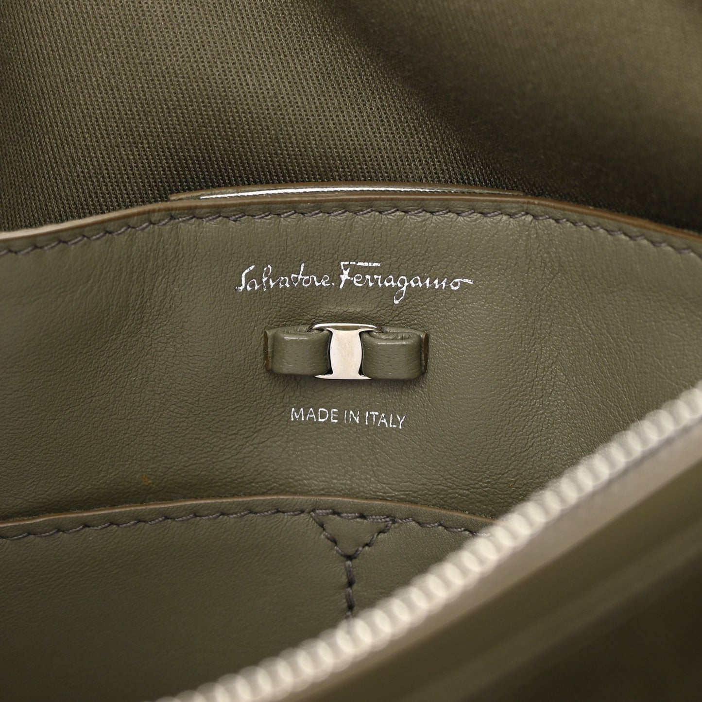 Calfskin Viva Bow Tote Green