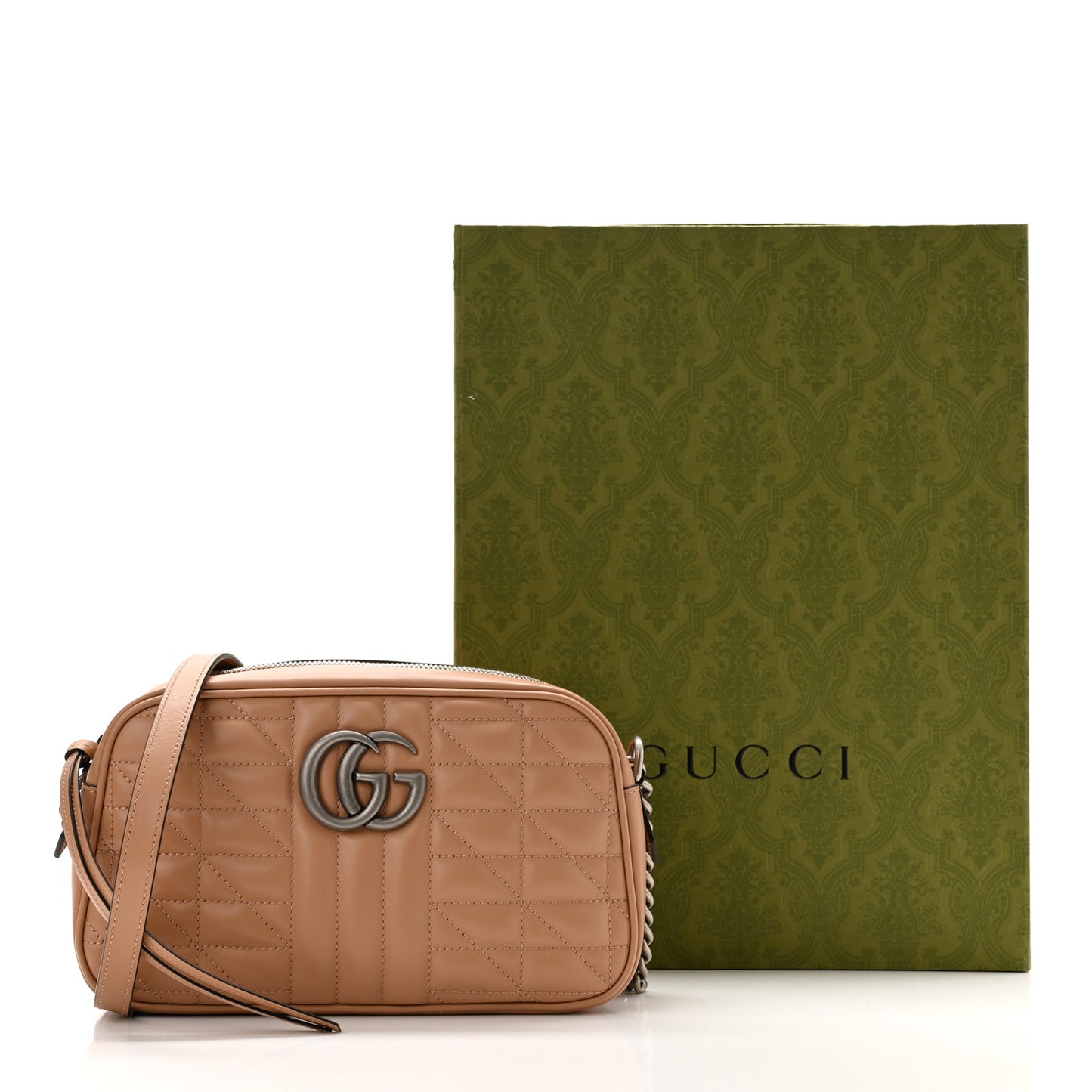 Calfskin Matelasse Aria Small GG Marmont Chain Shoulder Bag Camelia