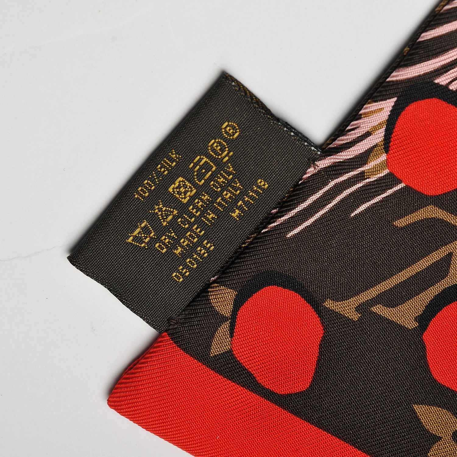 Louis Vuitton Silk Monogram Jungle Dots Bandeau Sugar Pink Poppy 5 of 6