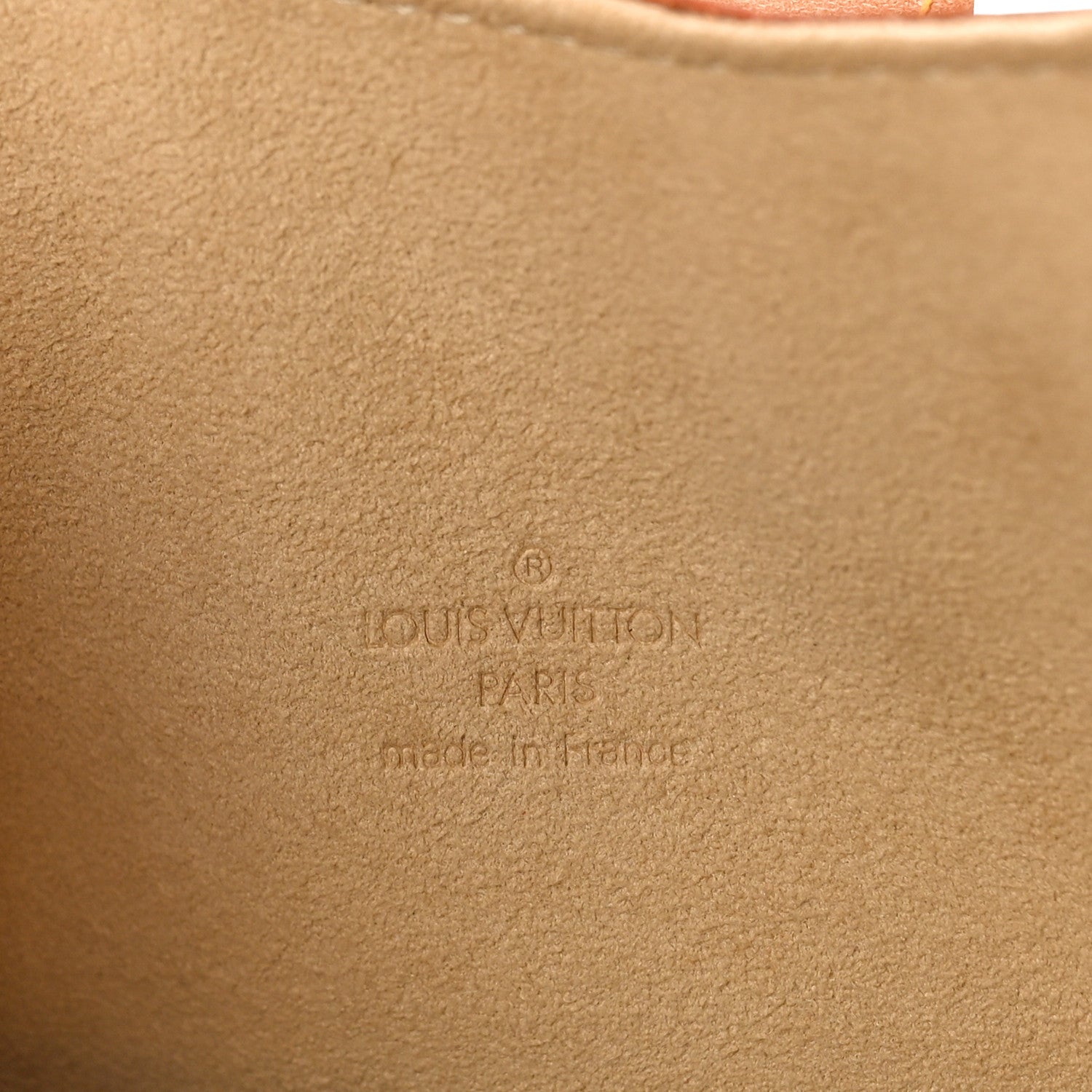 Louis Vuitton Monogram Theda GM 6 of 8