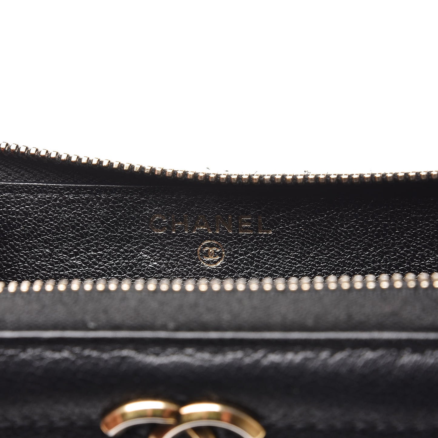 Shiny Goatskin Diagonal Quilted Small Zip Around Wallet Black