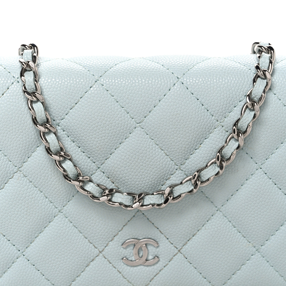Caviar Quilted Wallet on Chain WOC Light Blue