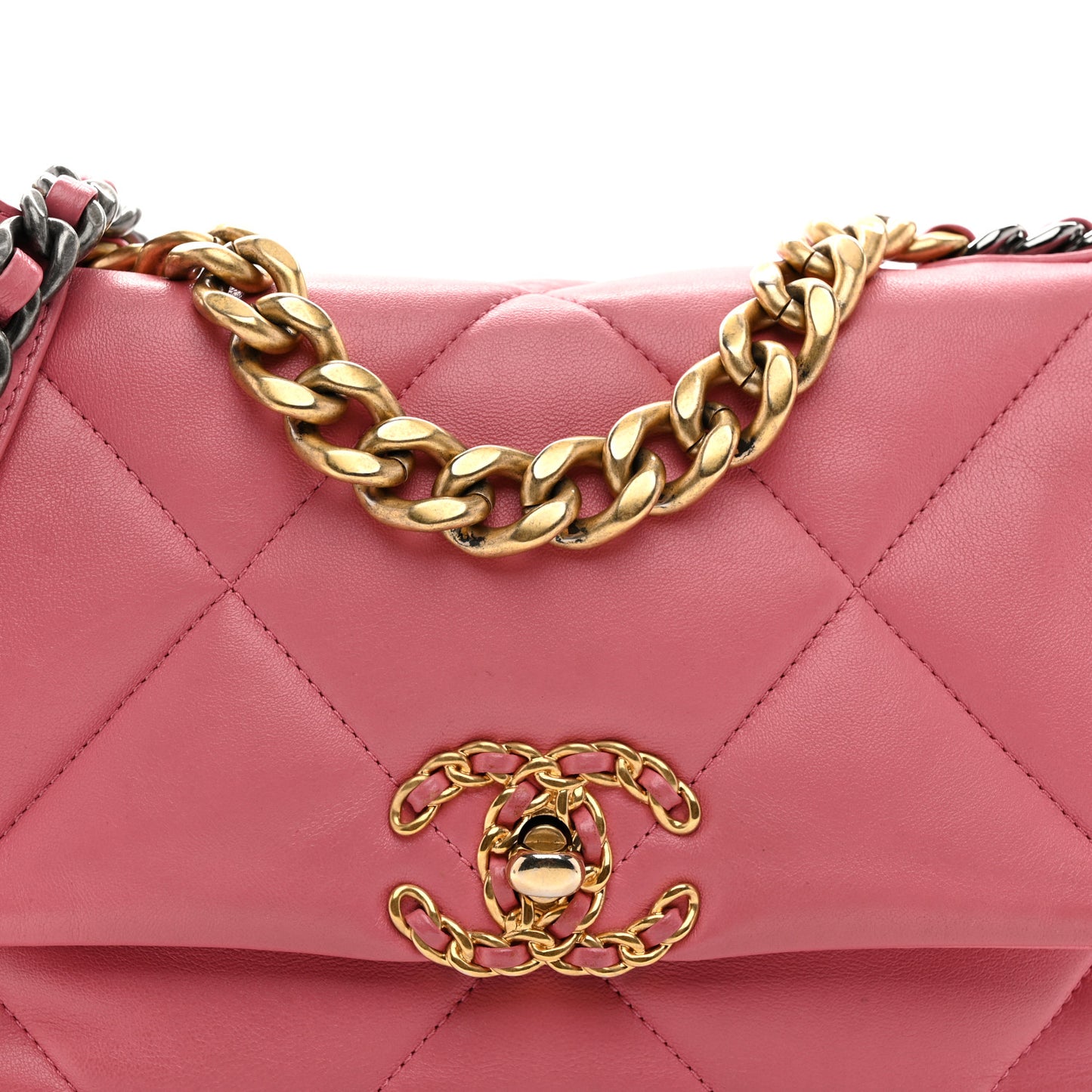 Lambskin Quilted Medium Chanel 19 Flap Pink