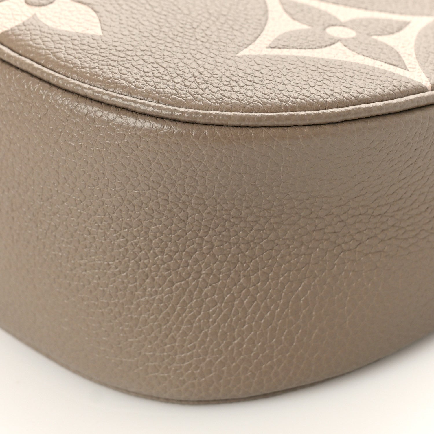 Louis Vuitton Empreinte Monogram Giant Bagatelle NM Tourterelle Creme 8 of 8