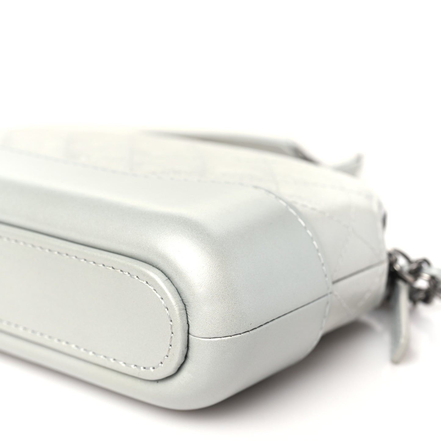 Metallic Lambskin Calfskin Quilted Small Gabrielle Clutch With Chain Silver