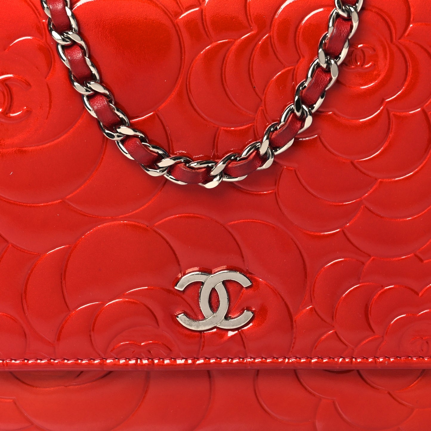Patent Camellia Embossed Wallet On Chain WOC Red