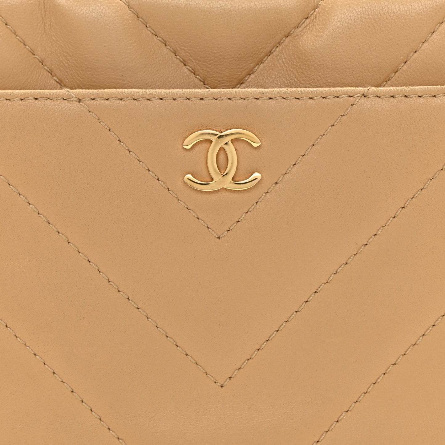 Lambskin Chevron Quilted Camera Case Beige