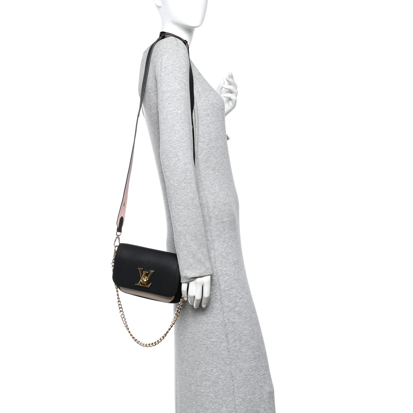 Grained Calfskin Lockme Tender Black