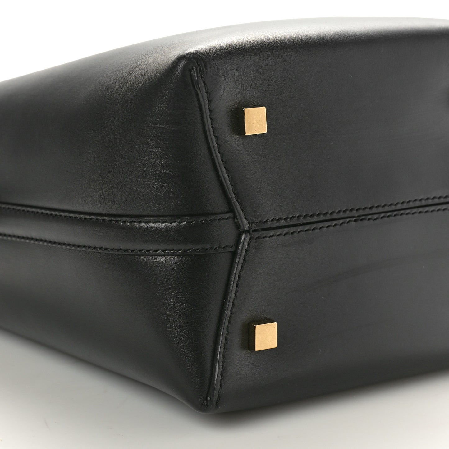 Shiny Calfskin Le 37 Bucket Bag Black