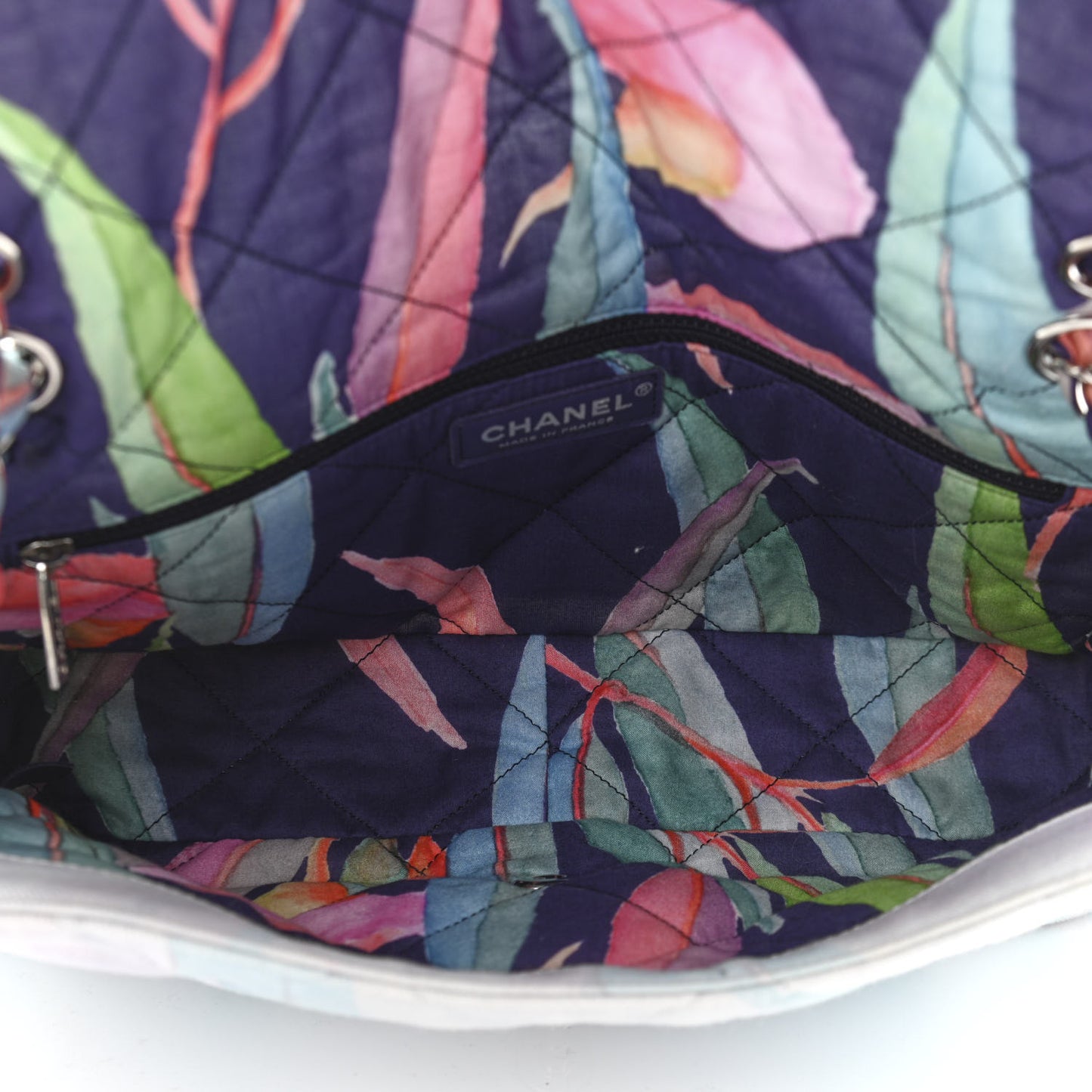 Canvas Quilted Jungle Jeans Flap White Multicolor