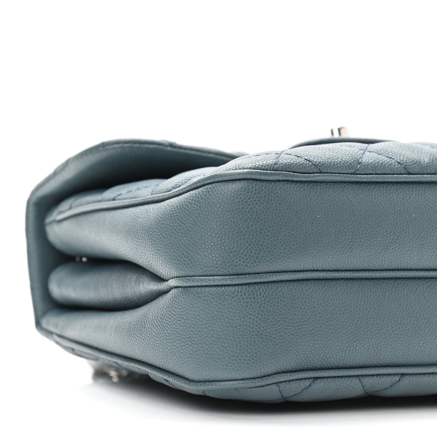 Caviar Quilted Medium Urban Companion Flap Blue