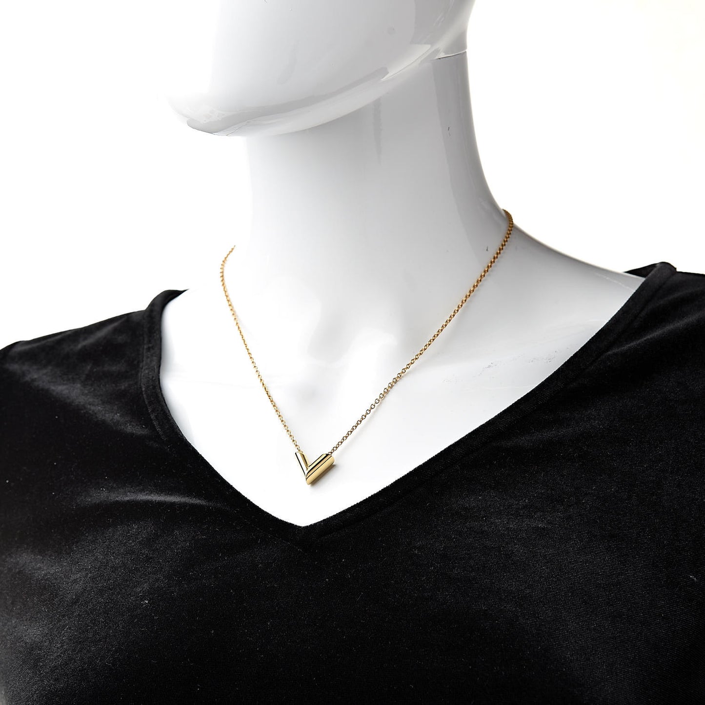 Essential V Necklace Gold