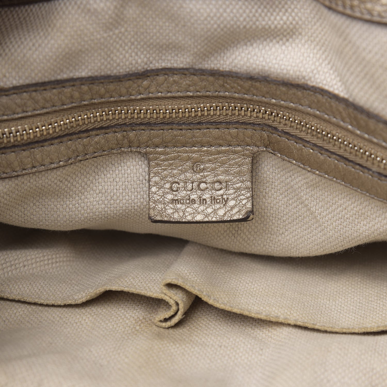 Gucci Metallic Pebbled Calfskin Medium Soho Chain Shoulder Bag Golden Beige 6 of 16