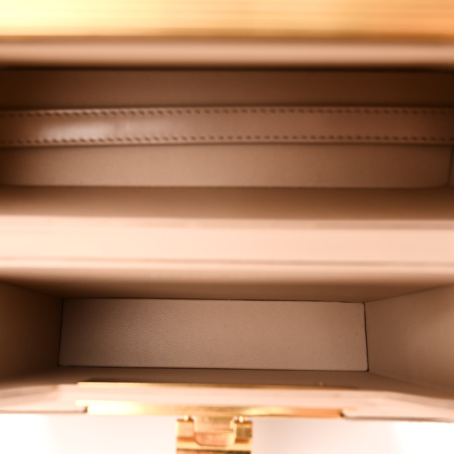 Bottega Veneta Calfskin Daisey Box Clutch  Beige 5 of 12