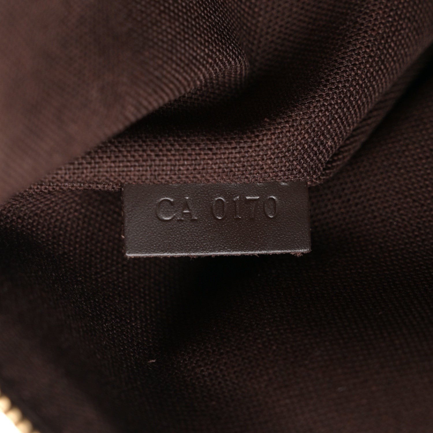 Louis Vuitton Damier Ebene Beaubourg 7 of 10