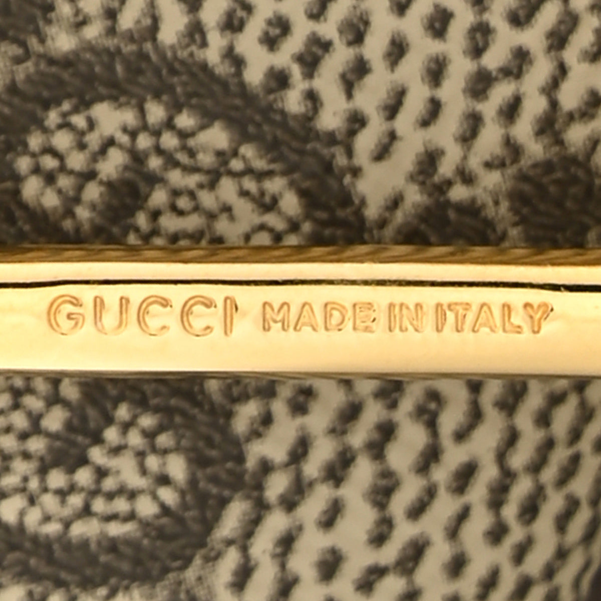 GG Supreme Monogram Key Case Brown