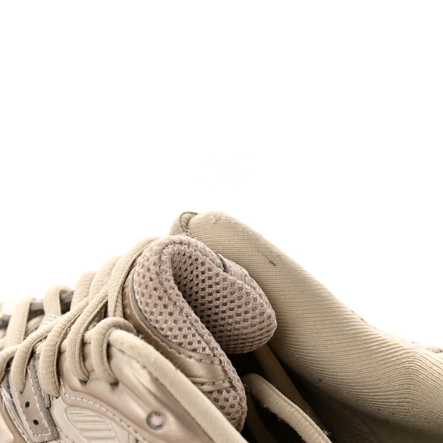Balenciaga Rubber Mesh Mens Defender Sneakers 40 Monocolor Beige 14 of 15