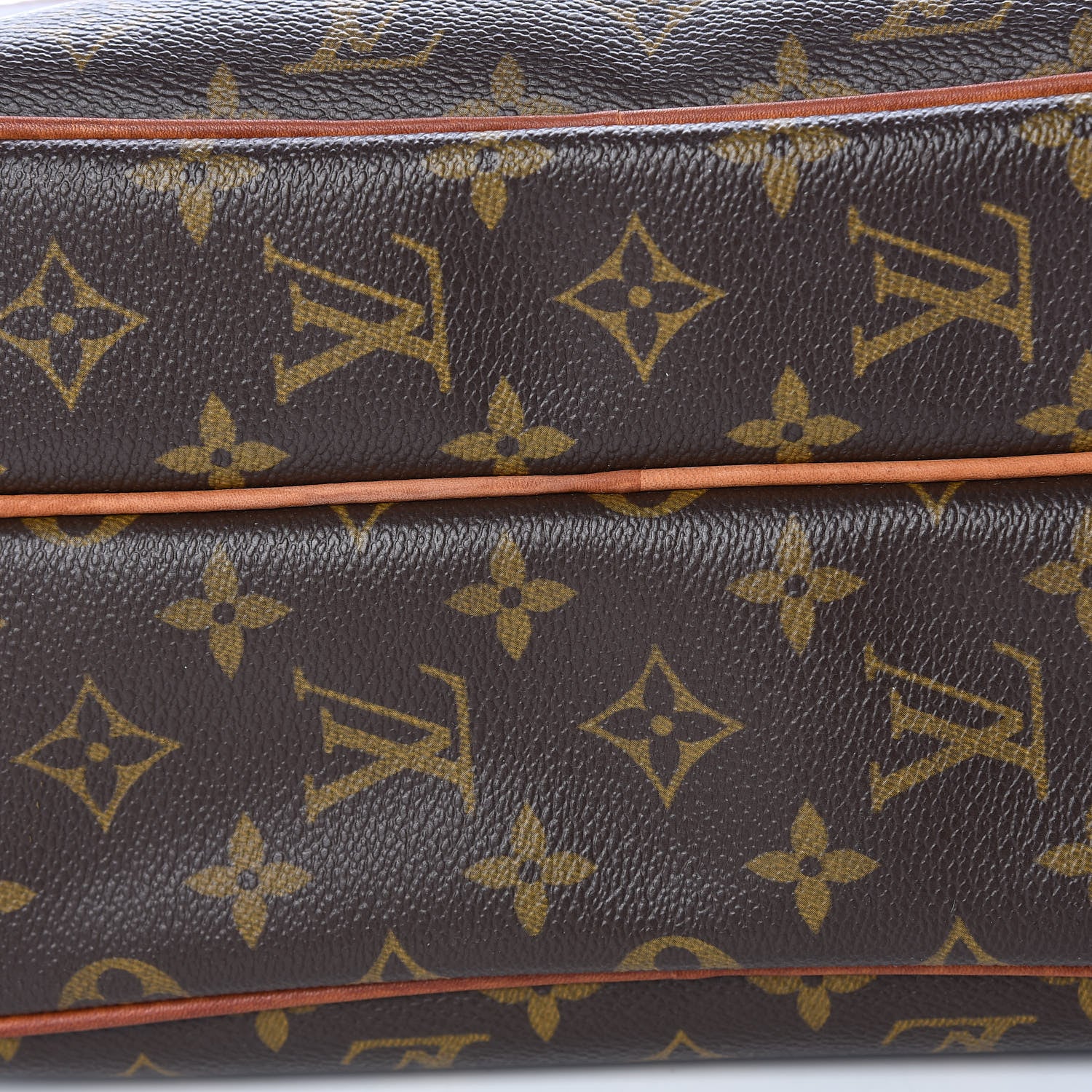 Louis Vuitton Monogram Reporter PM 9 of 10