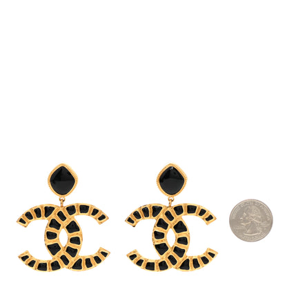 Chanel Resin Along The Nile CC Clip On Earrings Gold Black 2 of 7