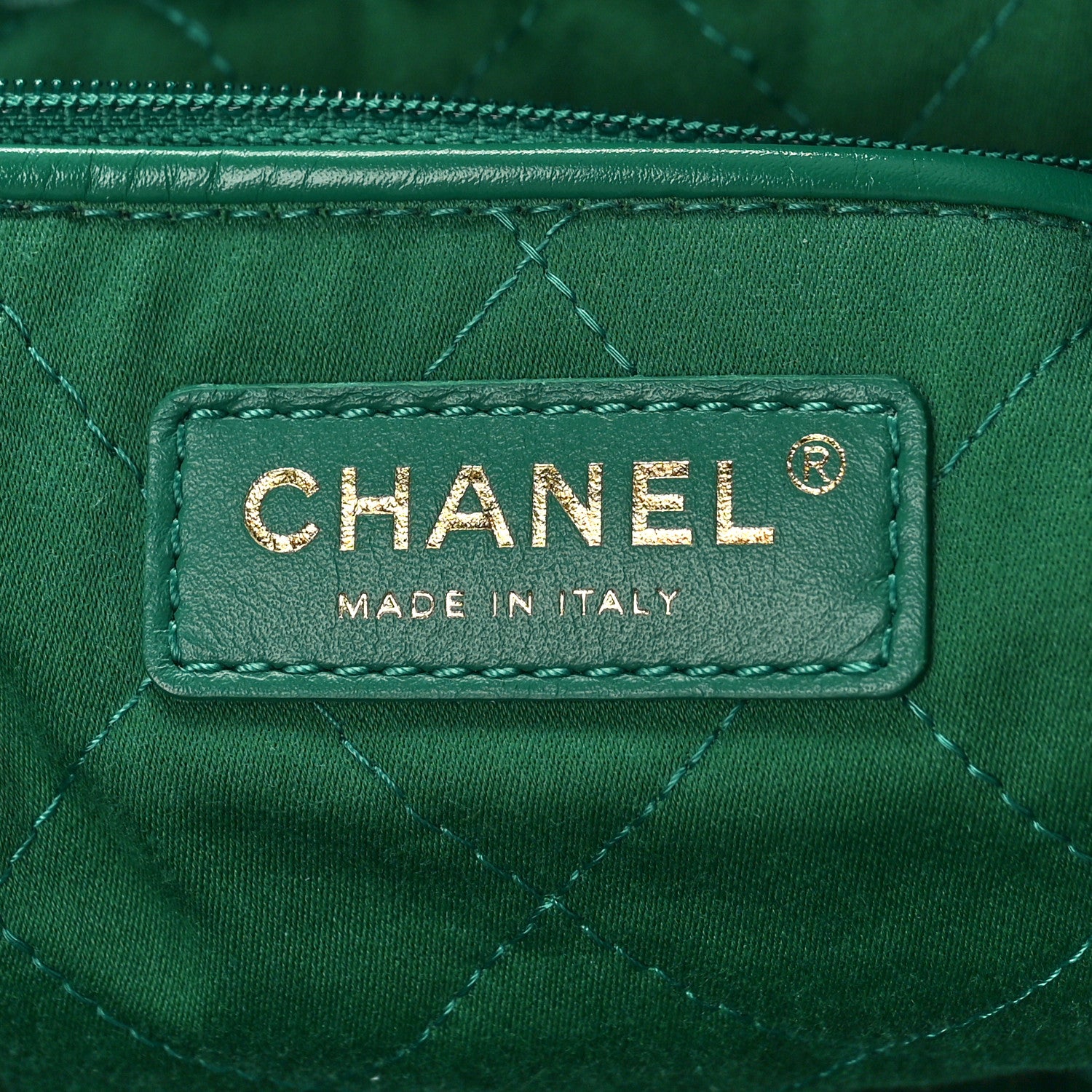 Chanel Shiny Calfskin Quilted Chanel 22 Green 7 of 10