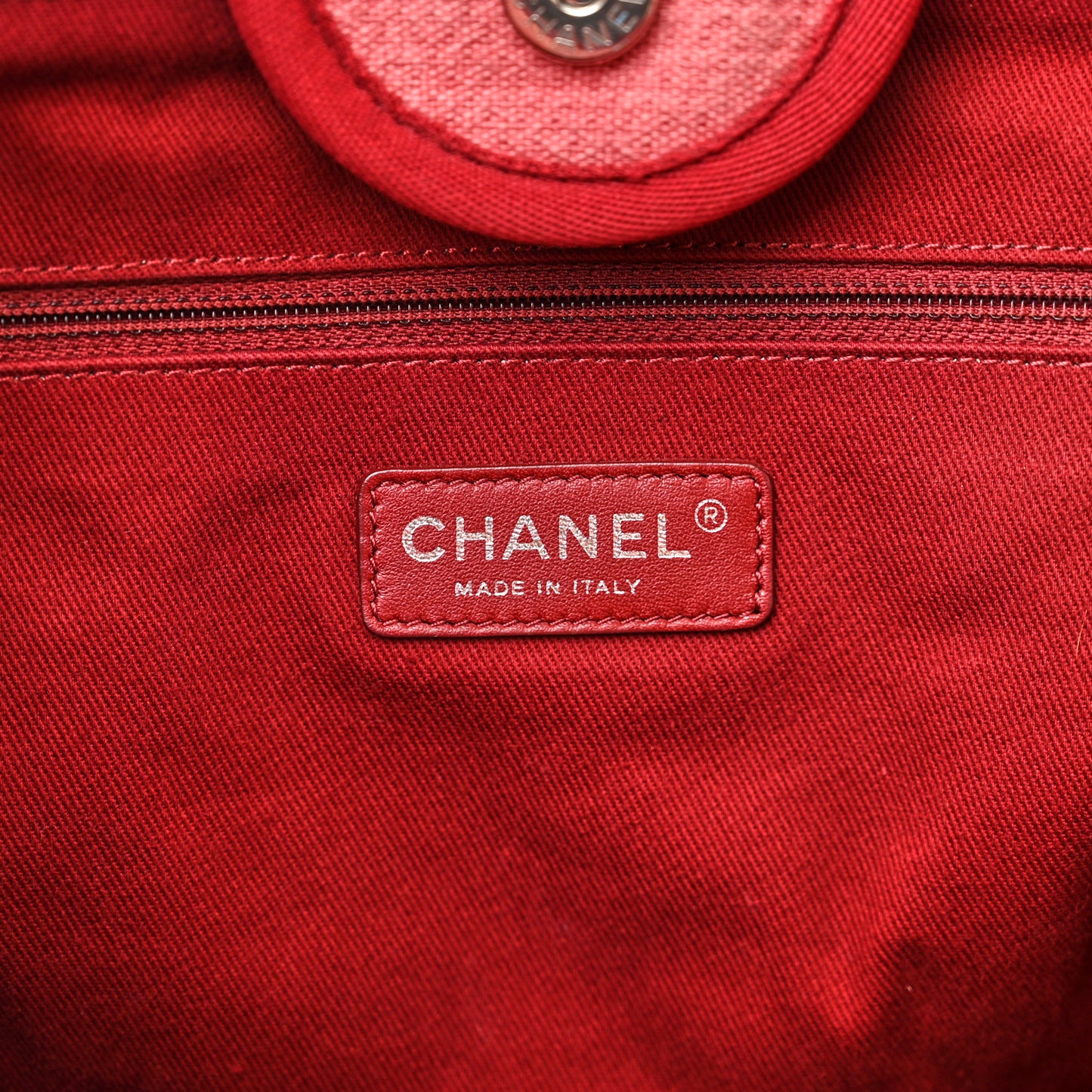Canvas Medium Deauville Tote Red
