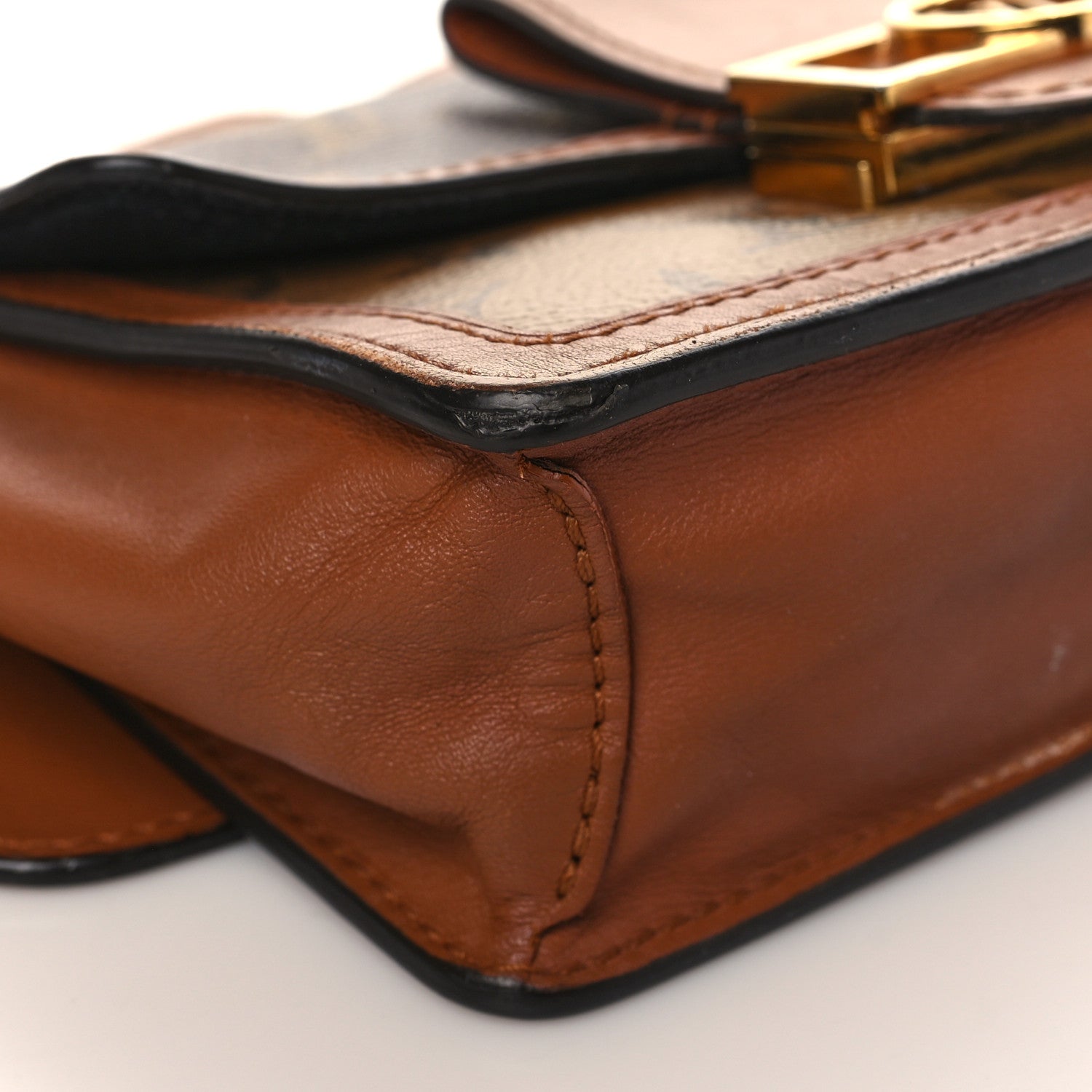 Louis Vuitton Reverse Monogram Dauphine Bumbag 7 of 9