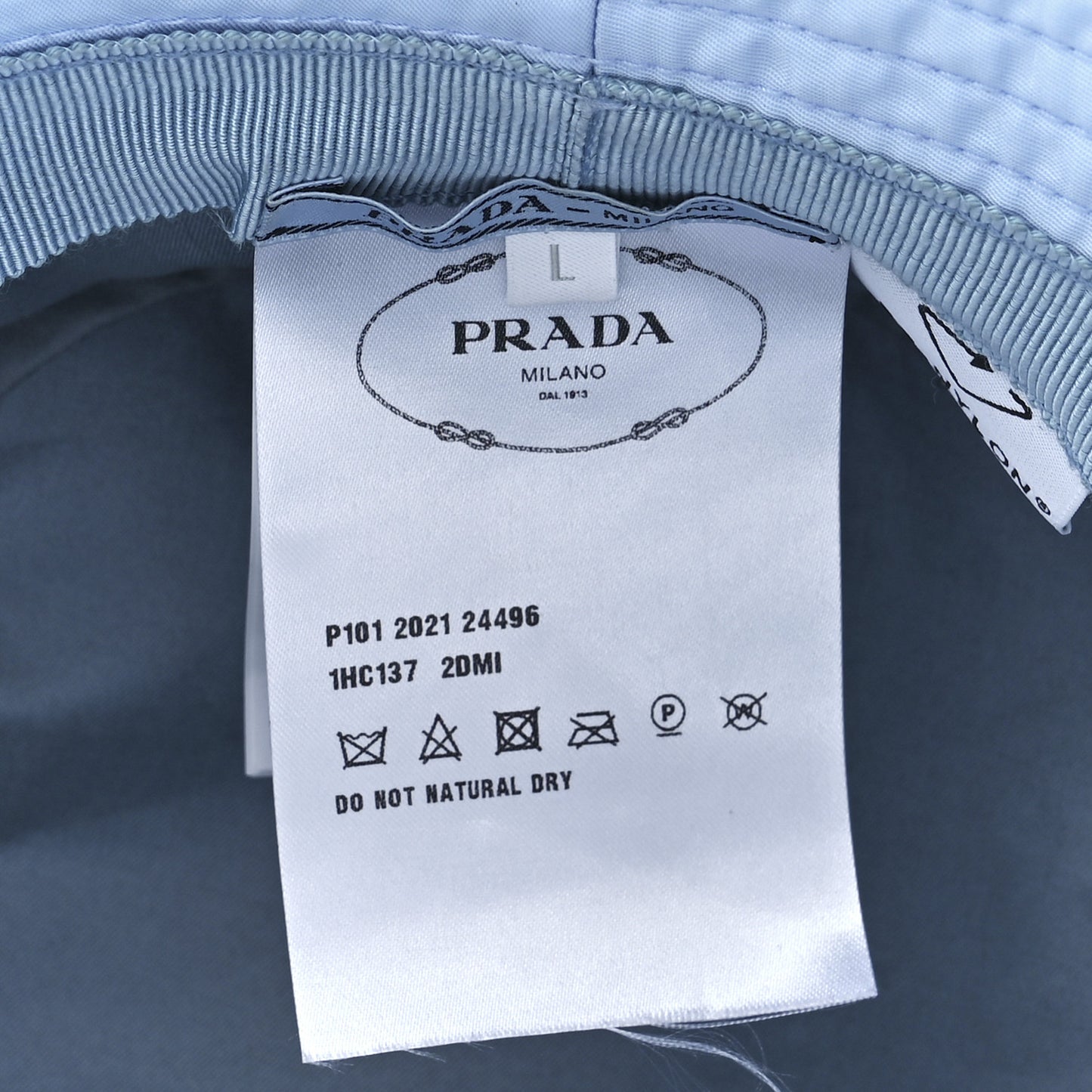 Re-Nylon Metal Triangle Logo Womens Bucket Hat L Fiordaliso