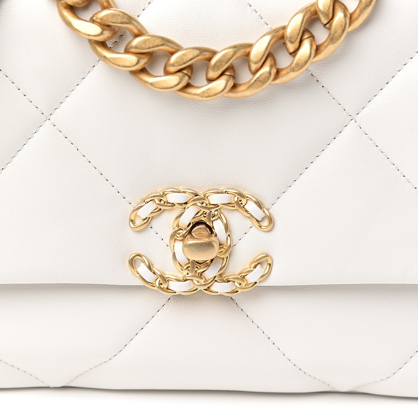 Goatskin Quilted Medium 19 Flap White