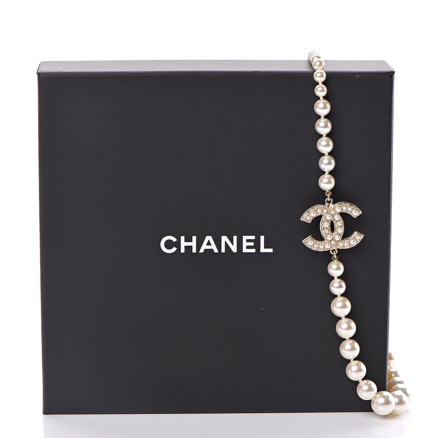 Graduated Pearl Crystal CC Short Necklace Gold