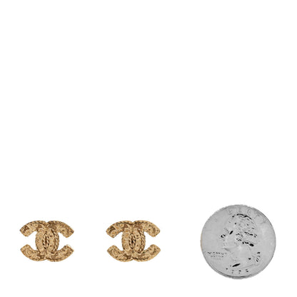 Chanel Textured CC Earrings Gold 2 of 4