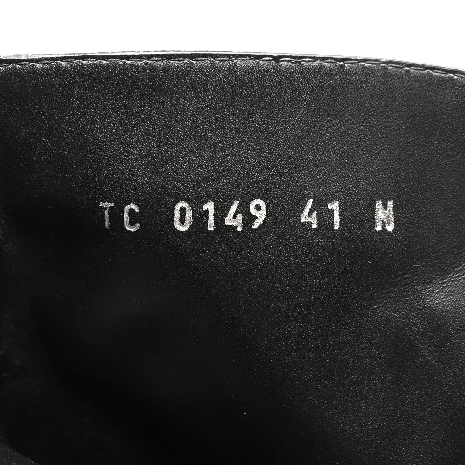 Louis Vuitton Calfskin Monogram Discovery Flat Ankle Boots 41 Black 8 of 12