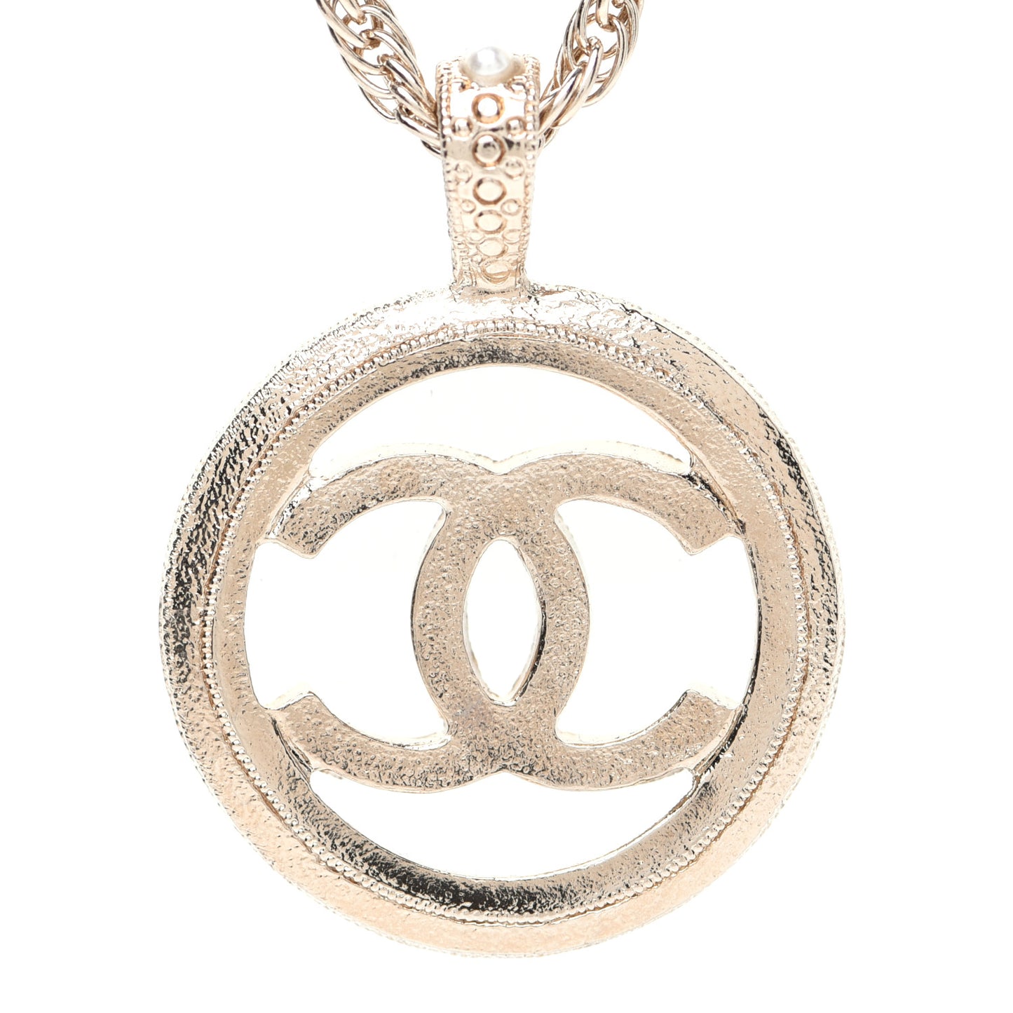 Pearl CC Round Pendant Necklace Gold