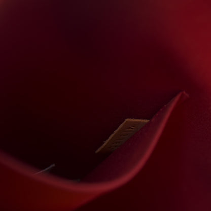 Louis Vuitton Vernis Alma GM Pomme D'Amour 10 of 11