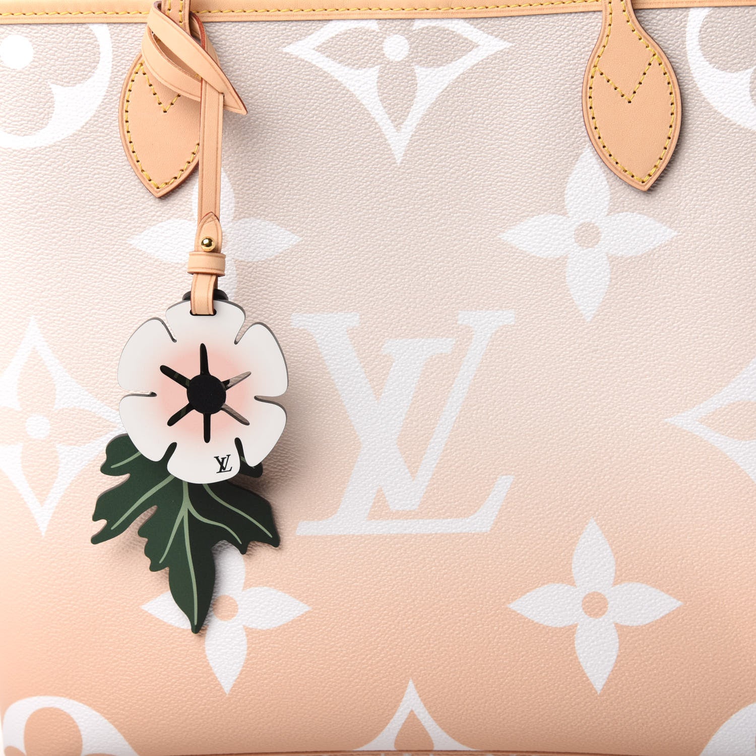 Louis Vuitton Monogram Giant By The Pool Neverfull MM Brume 10 of 11