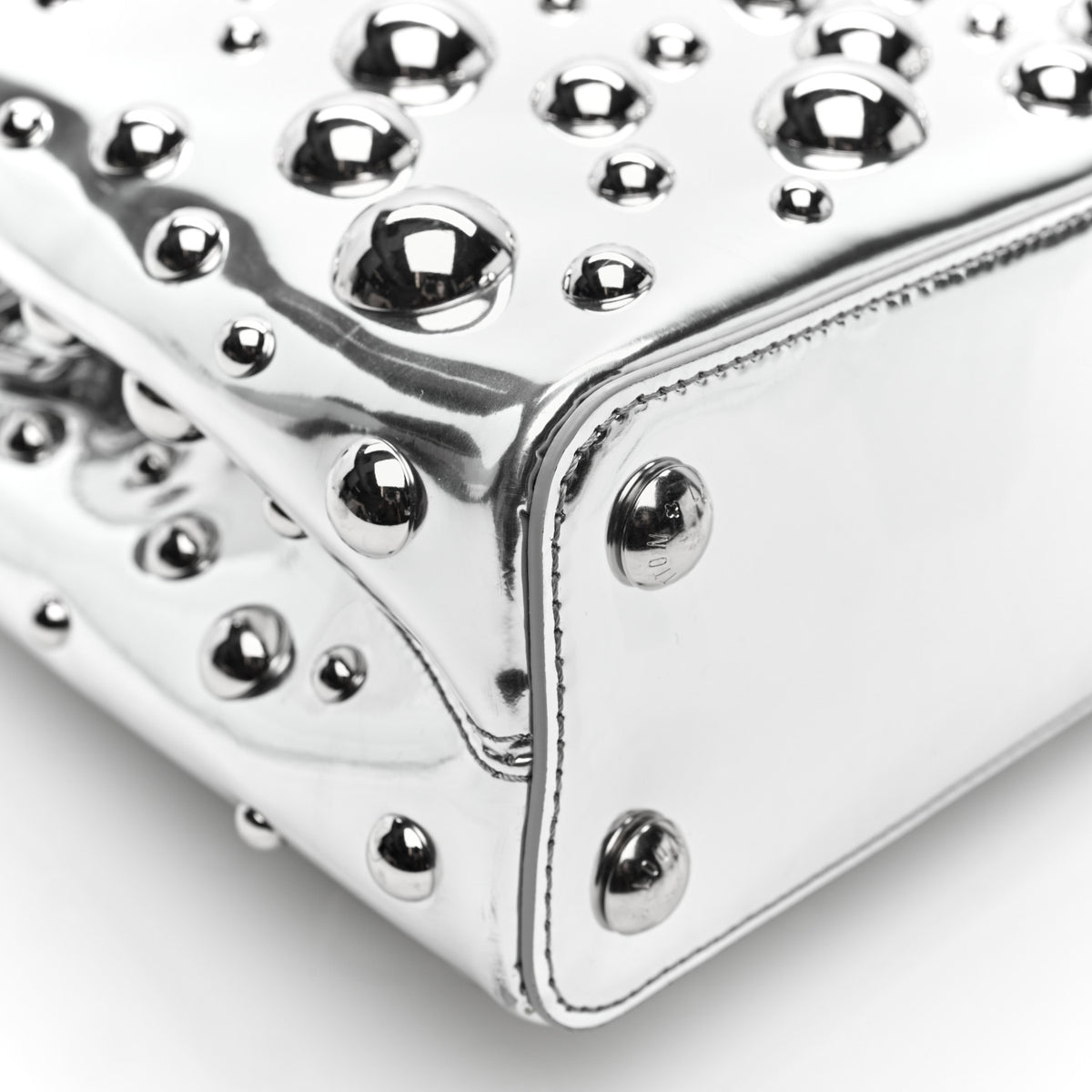 Louis Vuitton LV X YK Metallic Taurillon Brass Metal Dots Capucines BB Silver 8 of 9