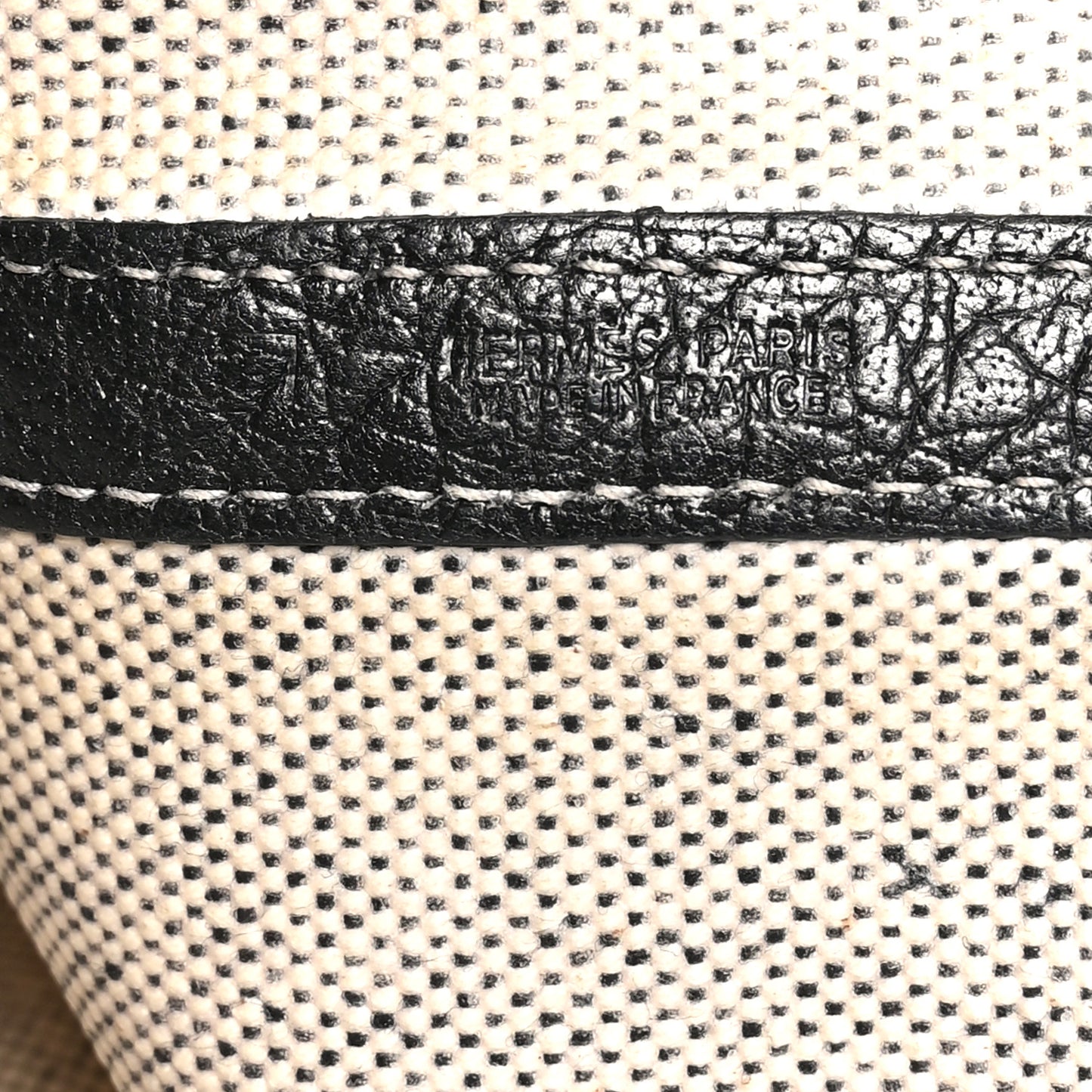 Toile Buffle Skipper Garden Party 36 MM Tote Black