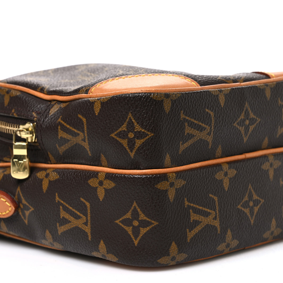 Monogram Amazone